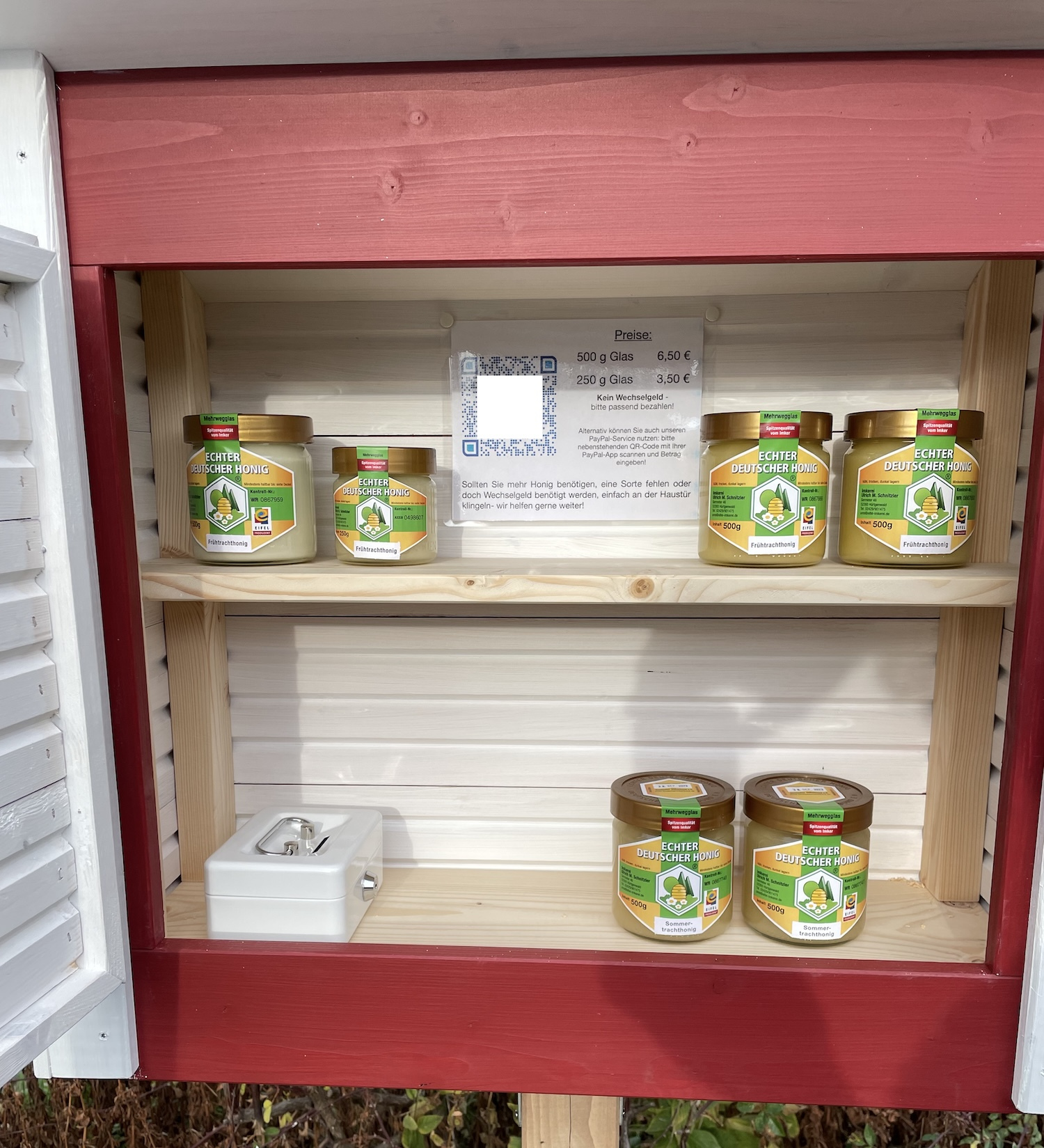 Honig-Box Innenansicht